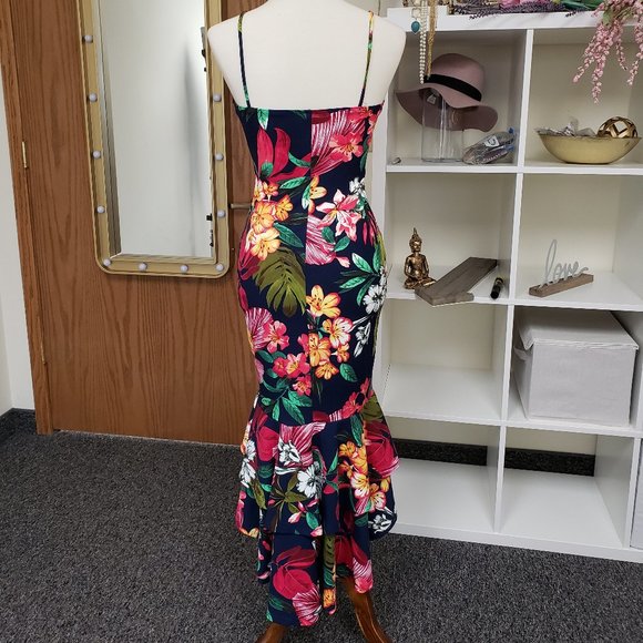 Floral Bodycon Dress - Picture 3 of 3